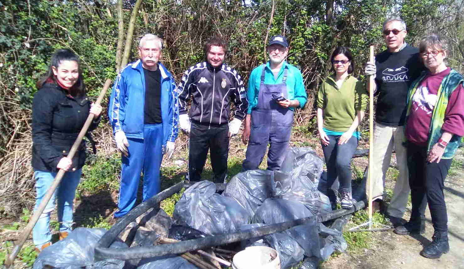 Gorgopulita: 12 metri cubi di rifiuti raccolti da una ventina di volontari