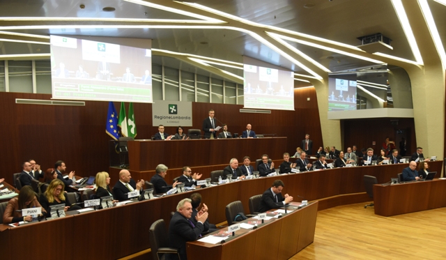 Autonomia: il Consiglio Regionale chiede di riaprire la trattativa e di allargarla