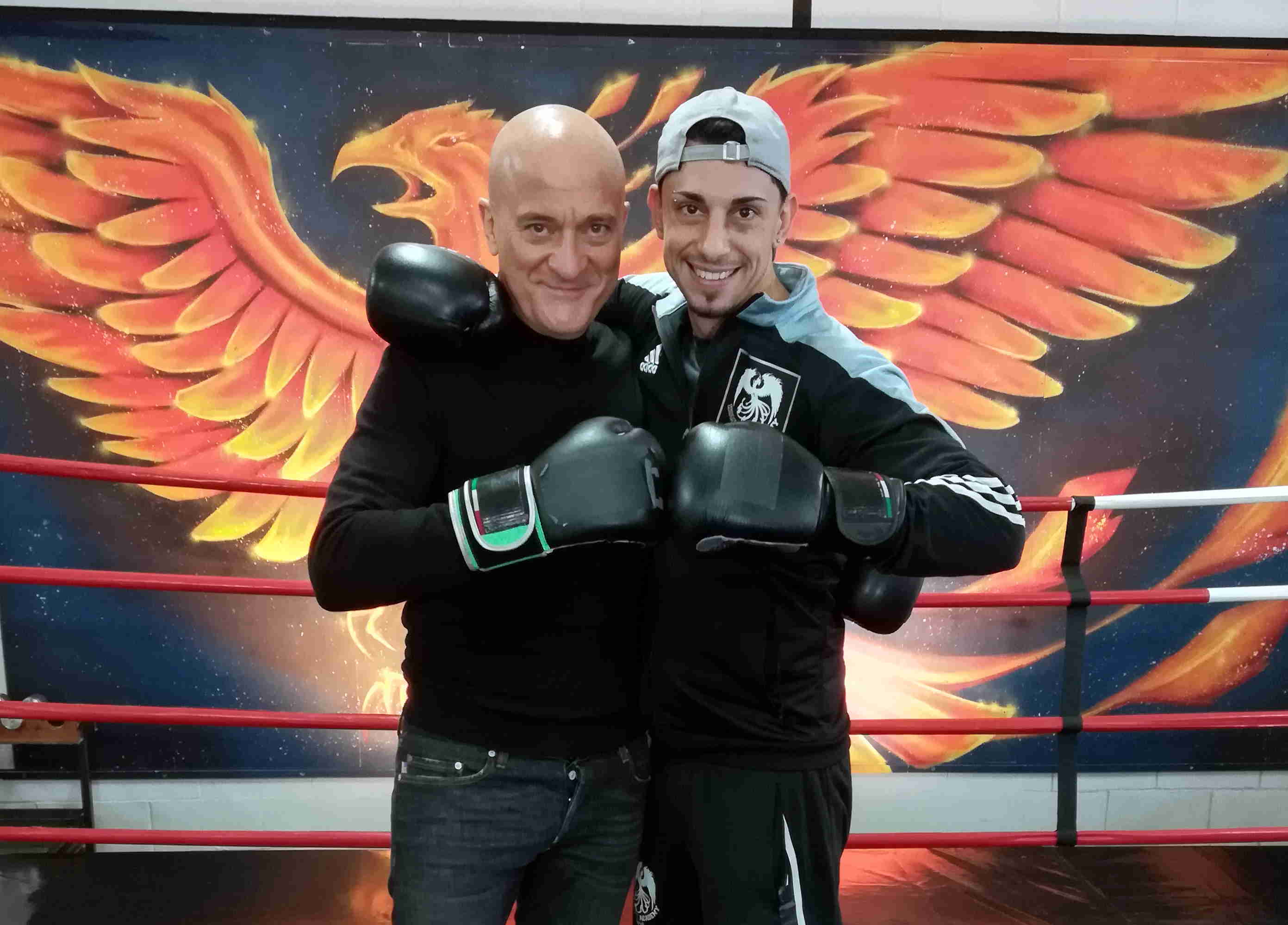 Claudio Bisio porta la grande comicità sul ring della Kombat Academy