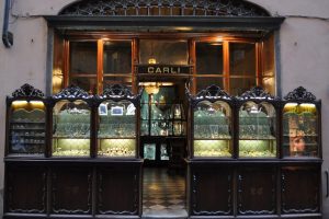 Negozi storici: in Lombardia, quelli con più di 50 anni sono 1.427