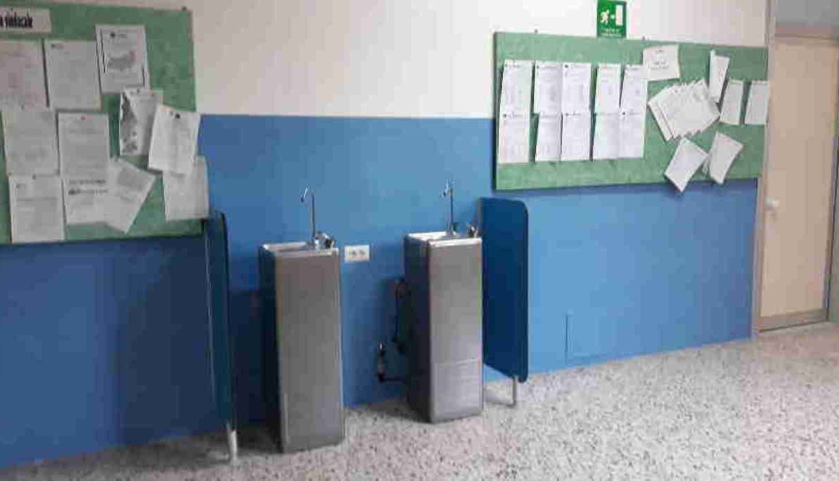 Scuola Forlanini: installate colonnine d’acqua potabile per sensibilizzare gli studenti