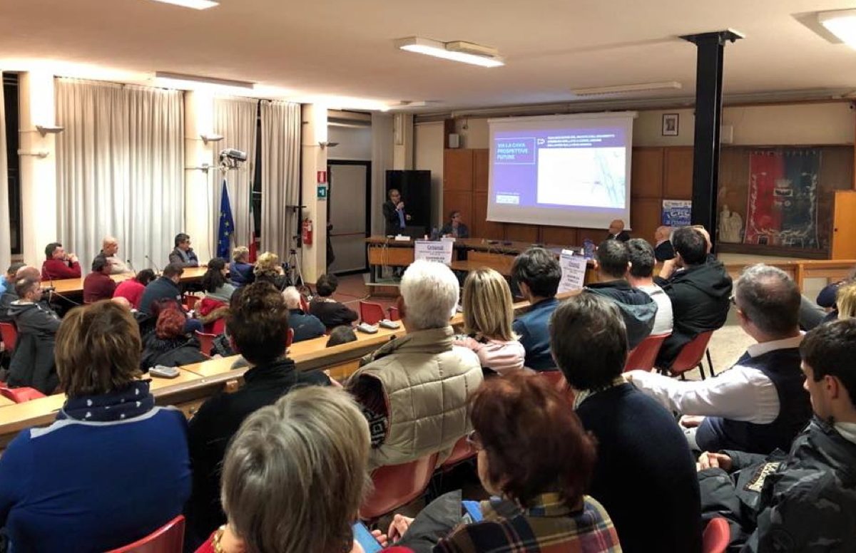 Un assemblea pubblica su come alleggerire il traffico in zona via Figin-Giovi