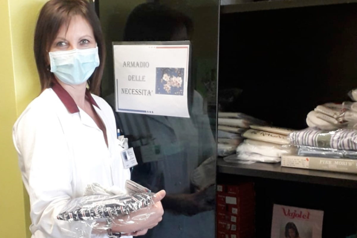Nei reparti degli ospedali di Sesto e Cinisello Balsamo arrivano gli armadi dei pigiami
