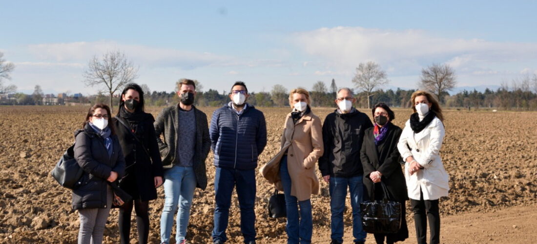 Il Parco delle Cascine torna interamente agricolo. Sì del Consiglio alla variante al Pgt che cancella le edificazioni