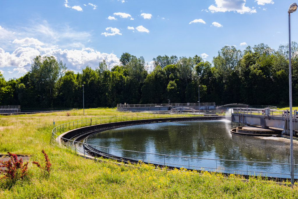 Dai rifiuti della Lombardia si può ricavare subito biometano per alimentare 200mila auto per un anno intero