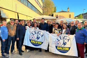 Presentata con Salvini la lista della Lega che sostiene il sindaco uscente Giacomo Ghilardi