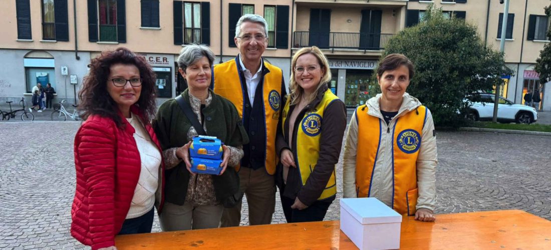 Grande successo per l’iniziativa dei Lions ‘Una mela per chi ha fame’