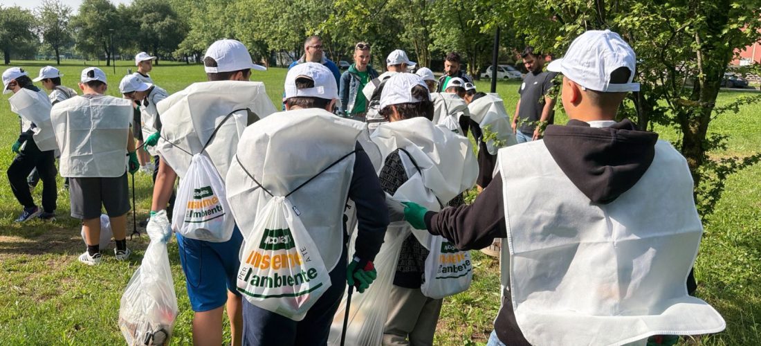 90 kg di rifiuti raccolti e 4 alberi piantumati grazie alla collaborazione tra McDonald’s, Protezione Civile, Comune e gli alunni delle scuole di Cinisello Balsamo