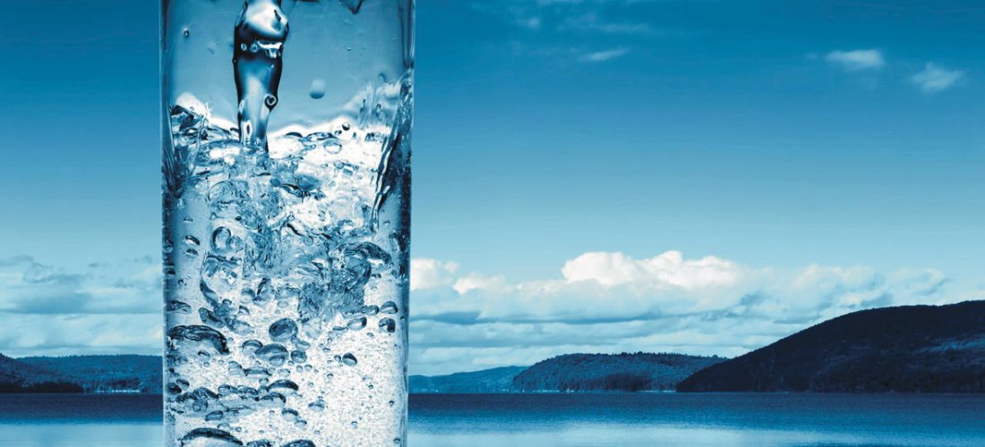 Il paradosso dell’acqua: l’80% sottostima i consumi e il 56% non la considera una risorsa limitata