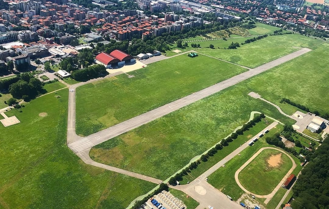 Vasca, aeroporto, metrotranvia: si profila un’estate rovente